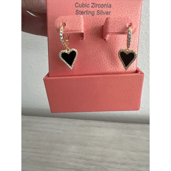 RACHEL ZOE STERLING SILVER GOLD TONE ONYX & CZ HEART HUGGIE EARRINGS~NIB! - Picture 4 of 11